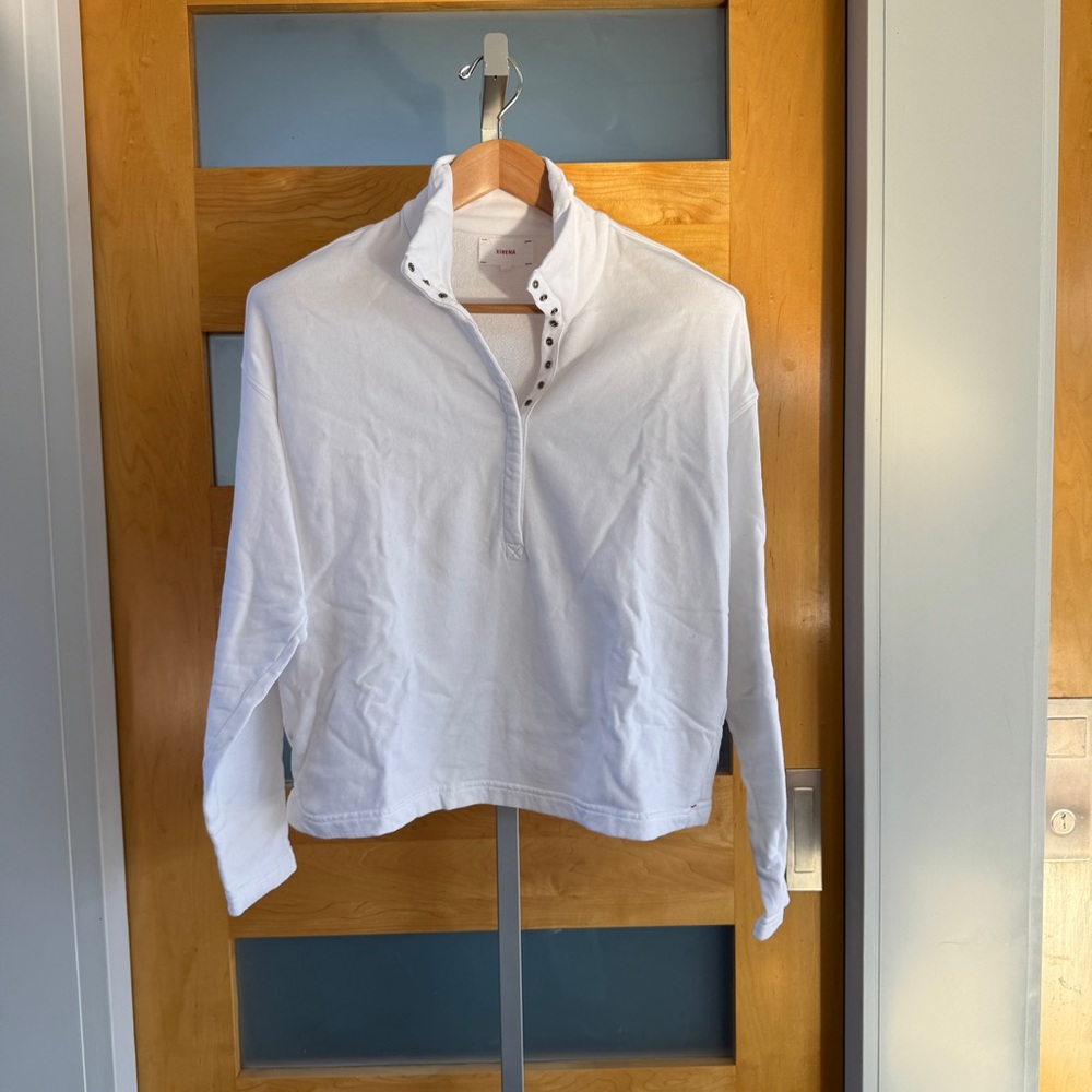 XiRENA Classic White Top